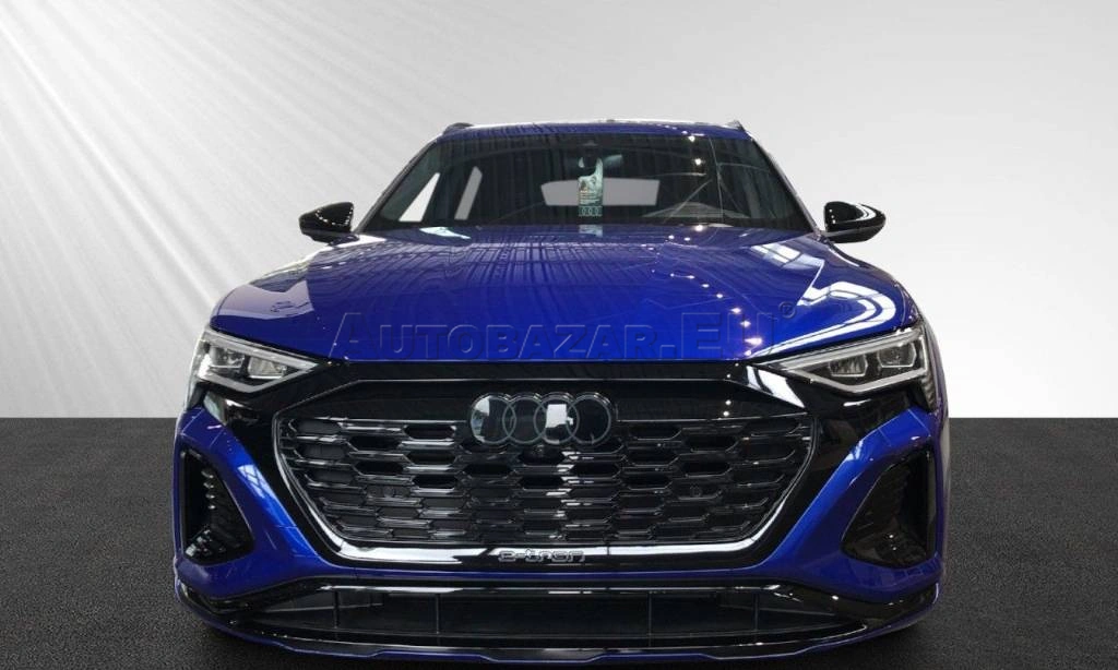 Audi Q8 E-Tron Sportback S line 55  quattro