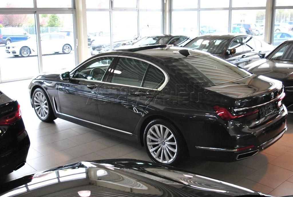 BMW rad 7 730d mHEV xDrive A/T