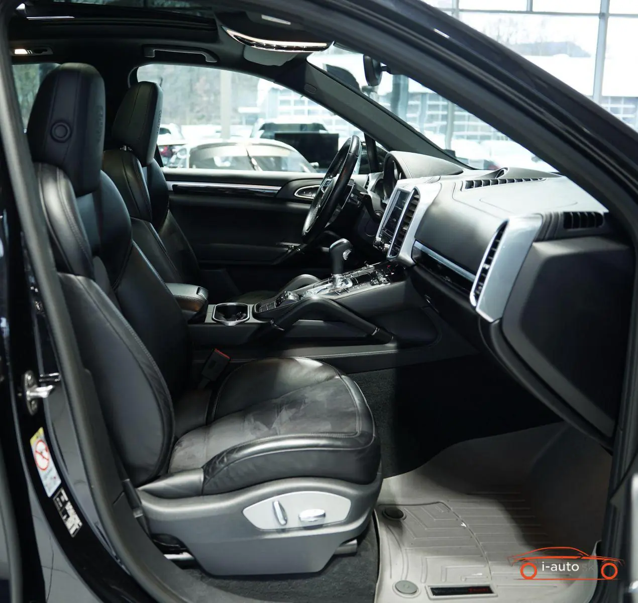 Porsche Cayenne 2017 na predaj – fotografia 16