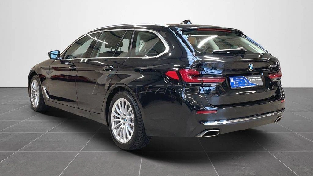 BMW Rad 5 Touring 530d mHEV A/T