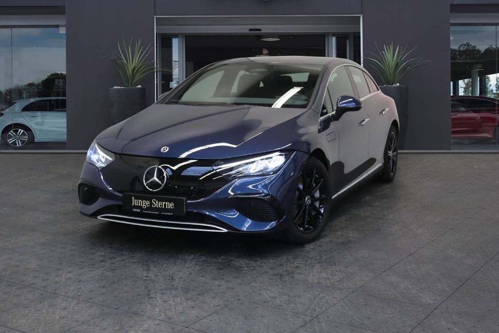 Mercedes-Benz EQE 300