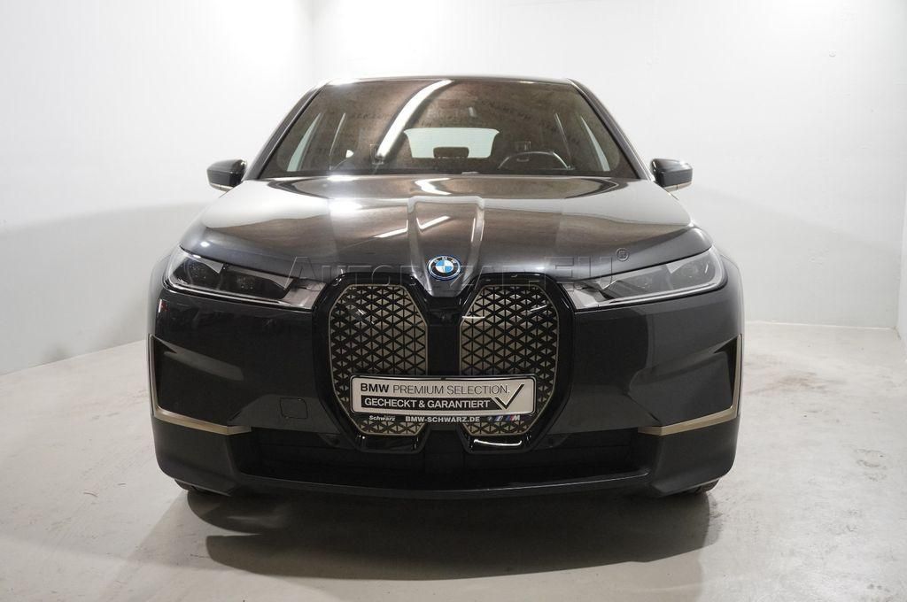 BMW iX XDrive40