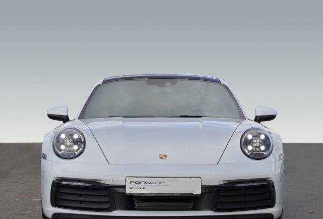 Porsche Carrera 992 911
