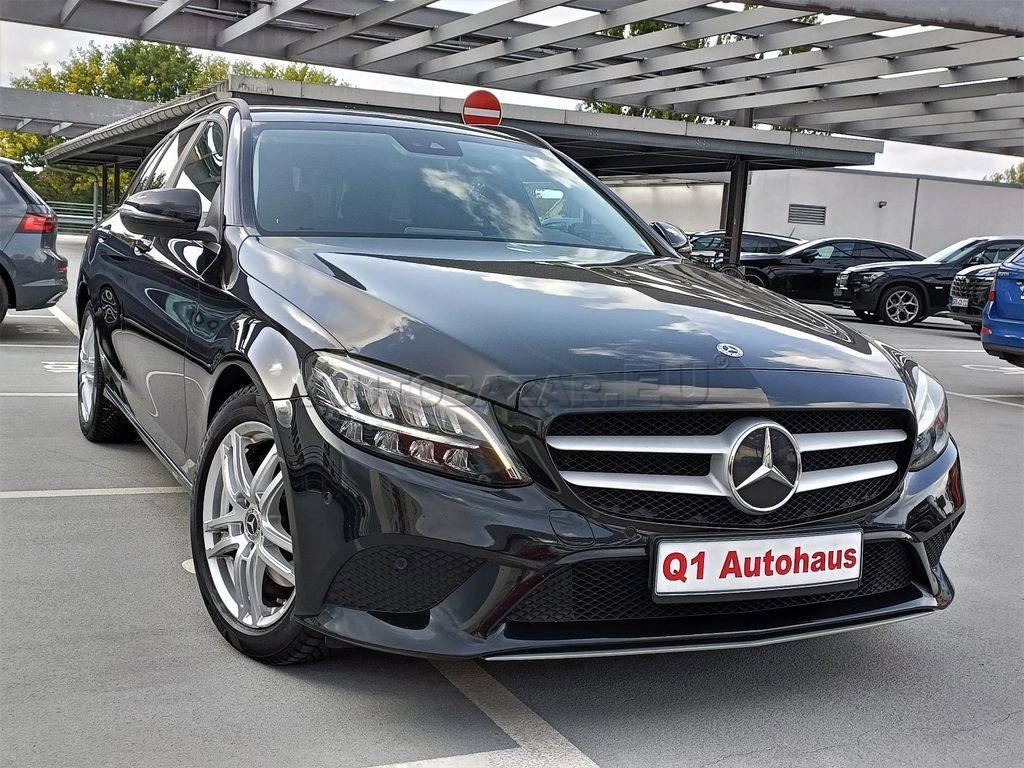 Mercedes-Benz C trieda Kombi 220 d A/T