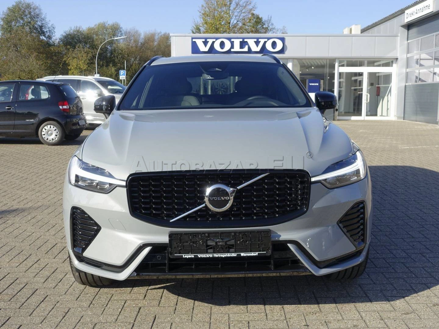 Volvo XC60 B4 Plus Dark A/T