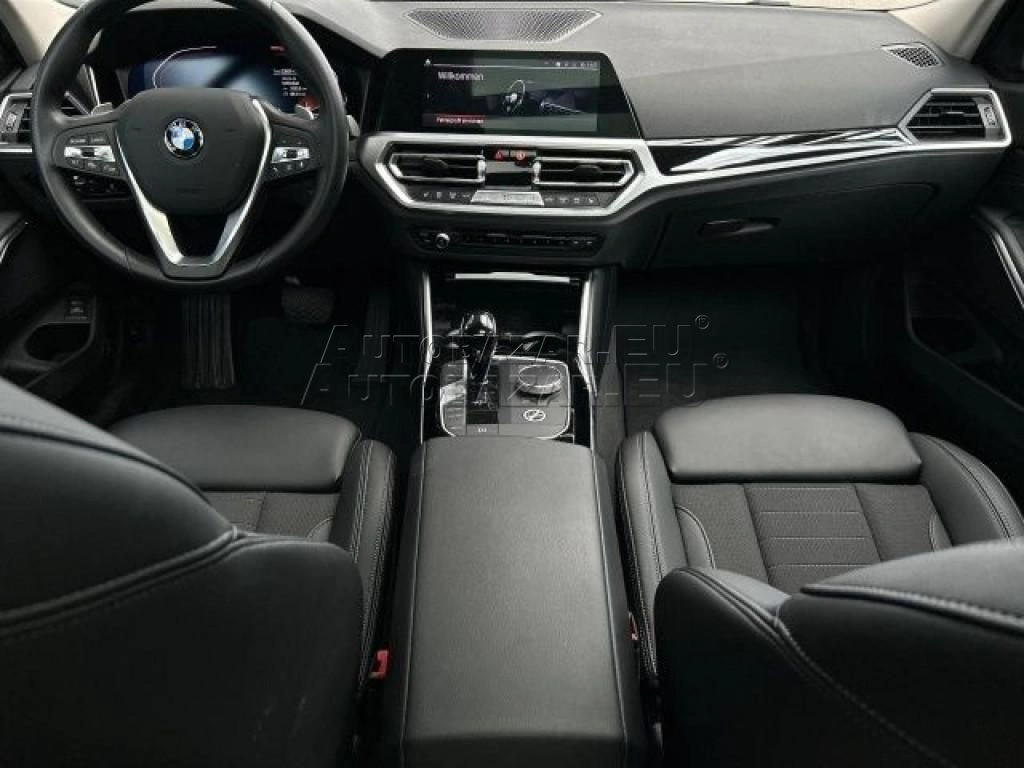 BMW rad 3 Touring 330i Touring A/T