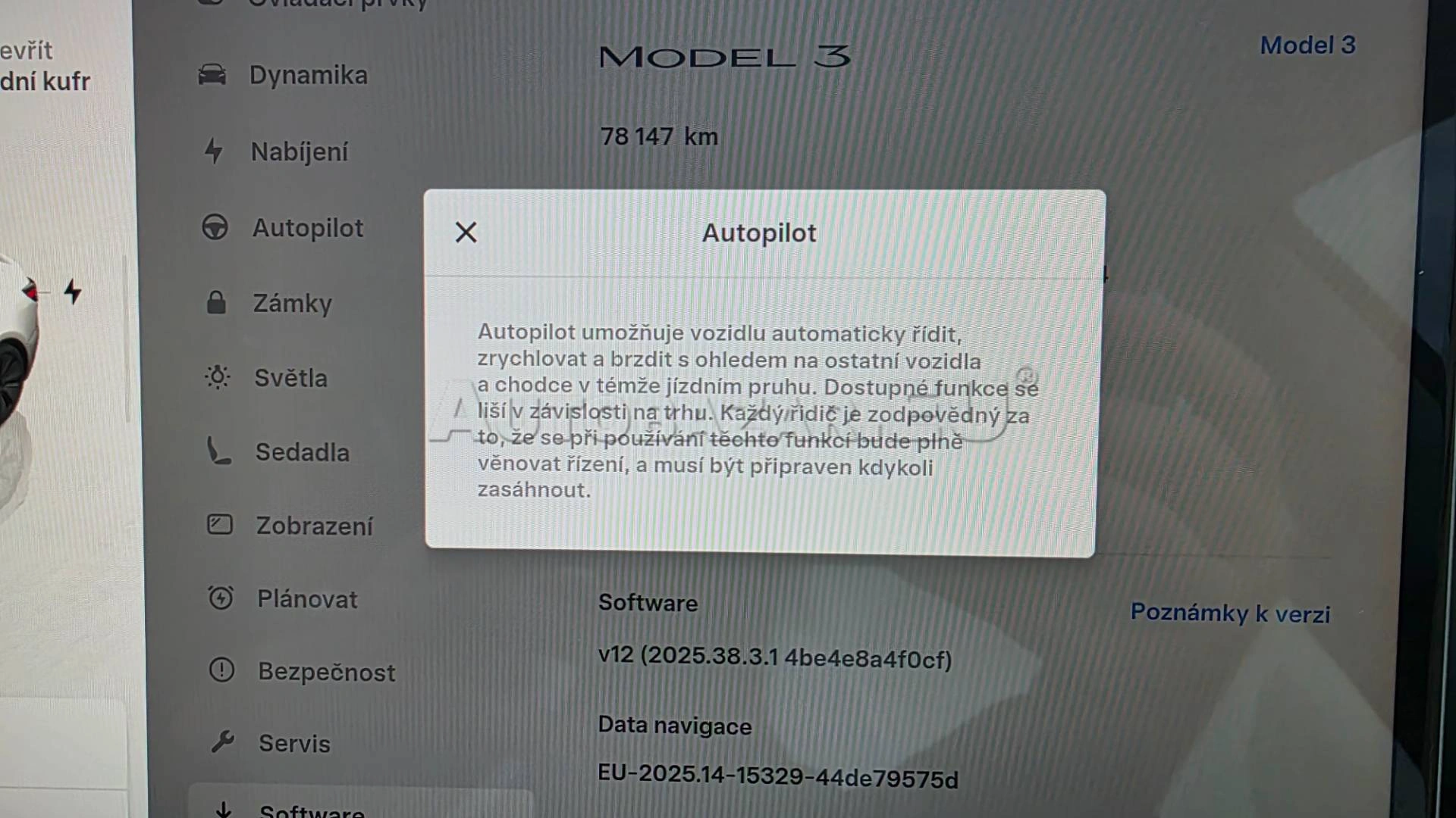 Tesla Model 3 2023 na predaj – fotografia 26