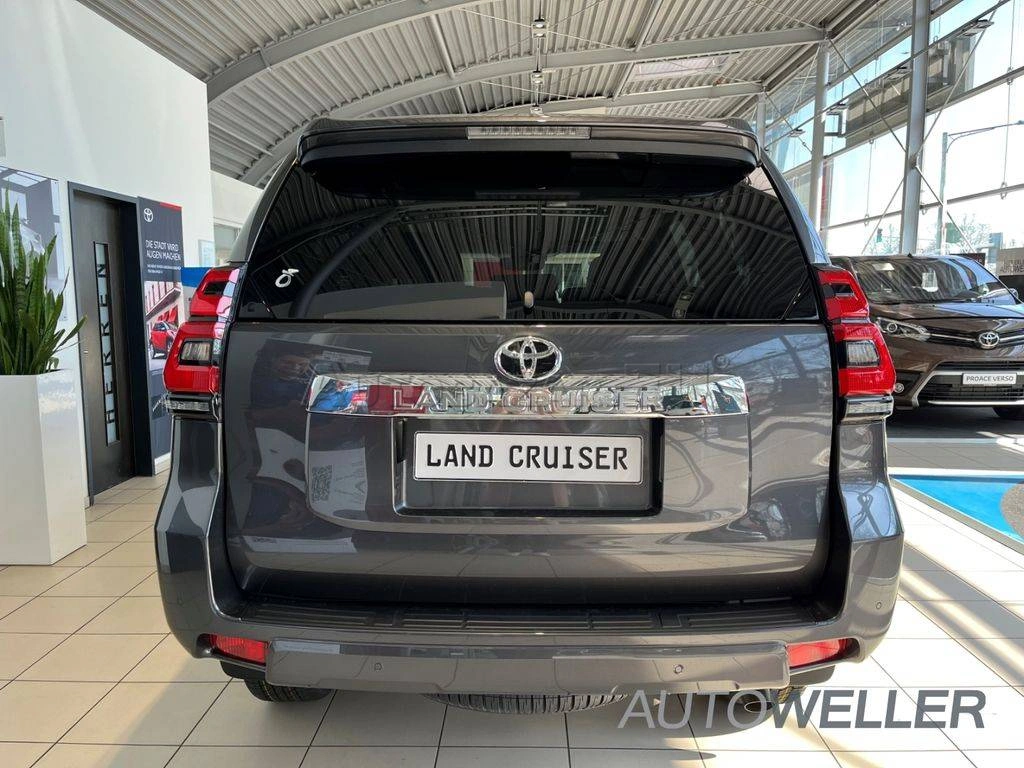 Toyota RAV4 Land Cruiser 2.8 D-4D A/T