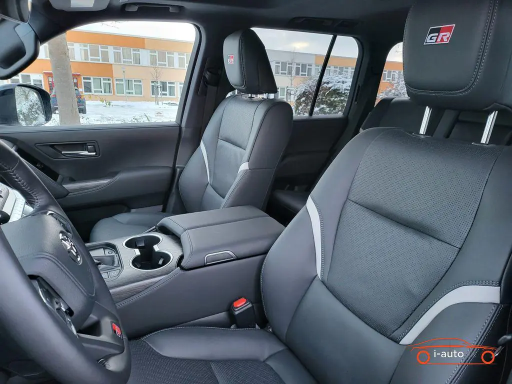 Toyota Land Cruiser 2025 na predaj – fotografia 9