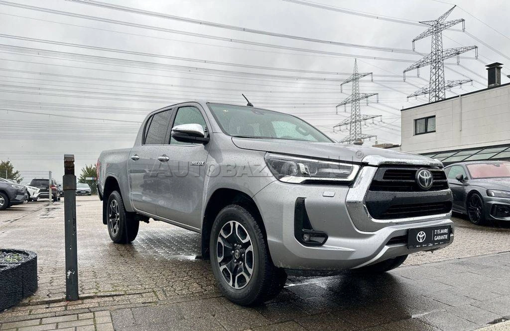 Toyota Hilux DC 2.8 I D-4D Executive 4x4 A/T