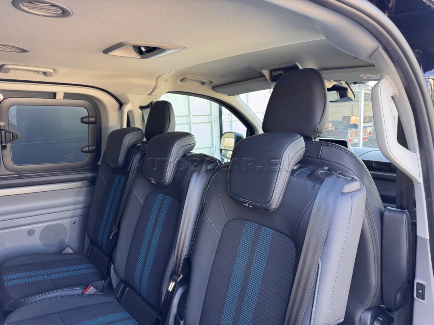 Ford Tourneo Custom 2025 na predaj – fotografia 16