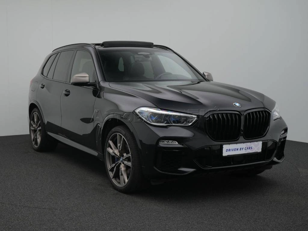 BMW X5 xDriveM50i A/T