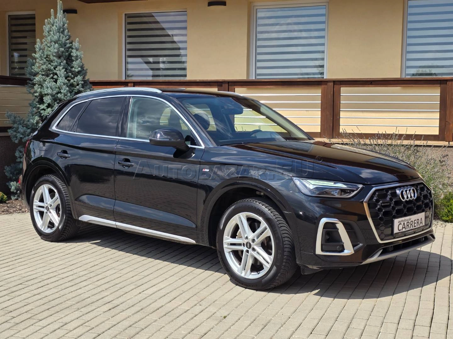 Audi Q5 S-LINE  40 TDi mHEV Quattro S Tronic