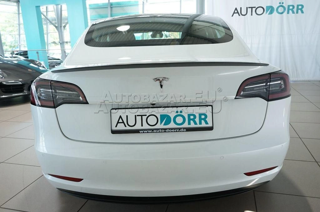 Tesla Model 3 Performance 82kWh AWD