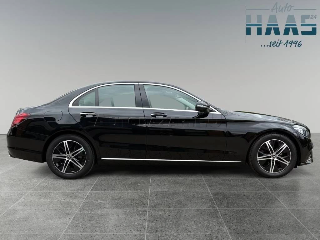 Mercedes-Benz C trieda Sedan 220 d A/T