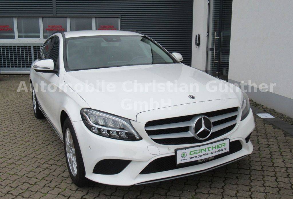 Mercedes-Benz C trieda Kombi 220 d A/T