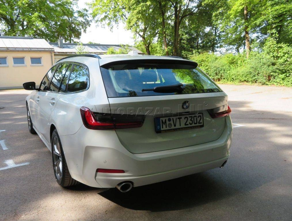 BMW Rad 3 Touring 320d mHEV  xDrive A/T