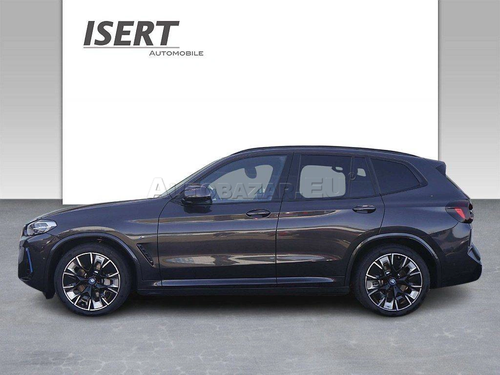 BMW iX3 A/T