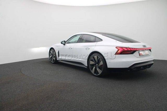 Audi E-tron GT quattro