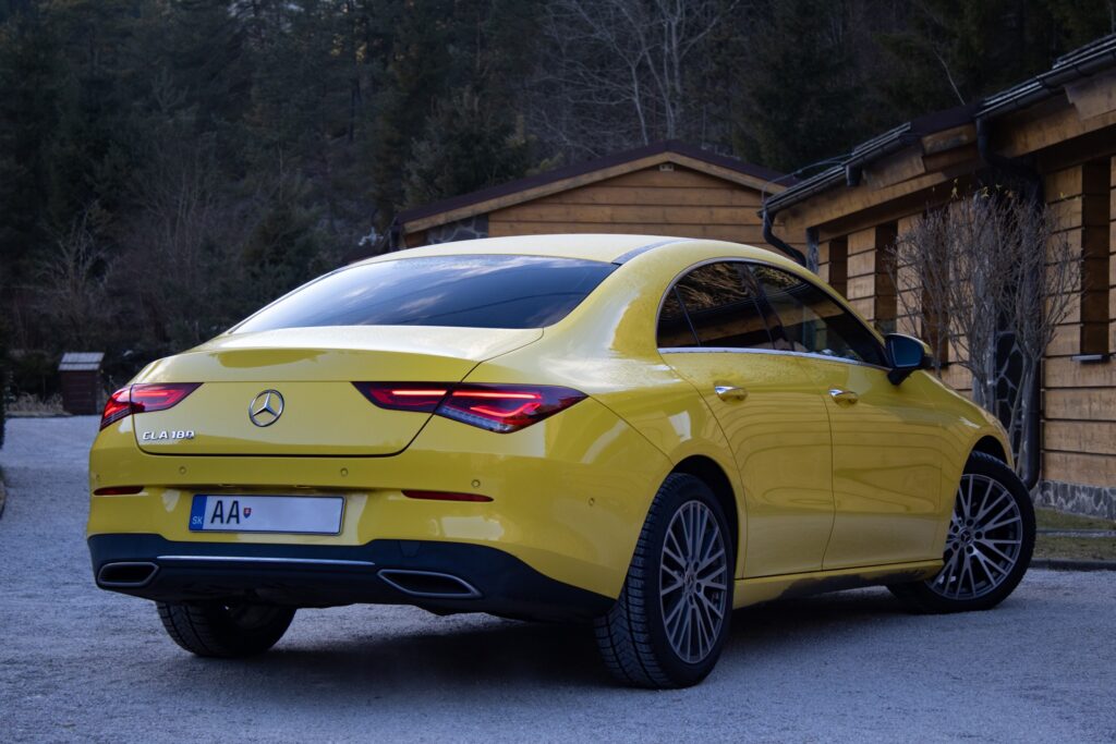Mercedes-Benz CLA