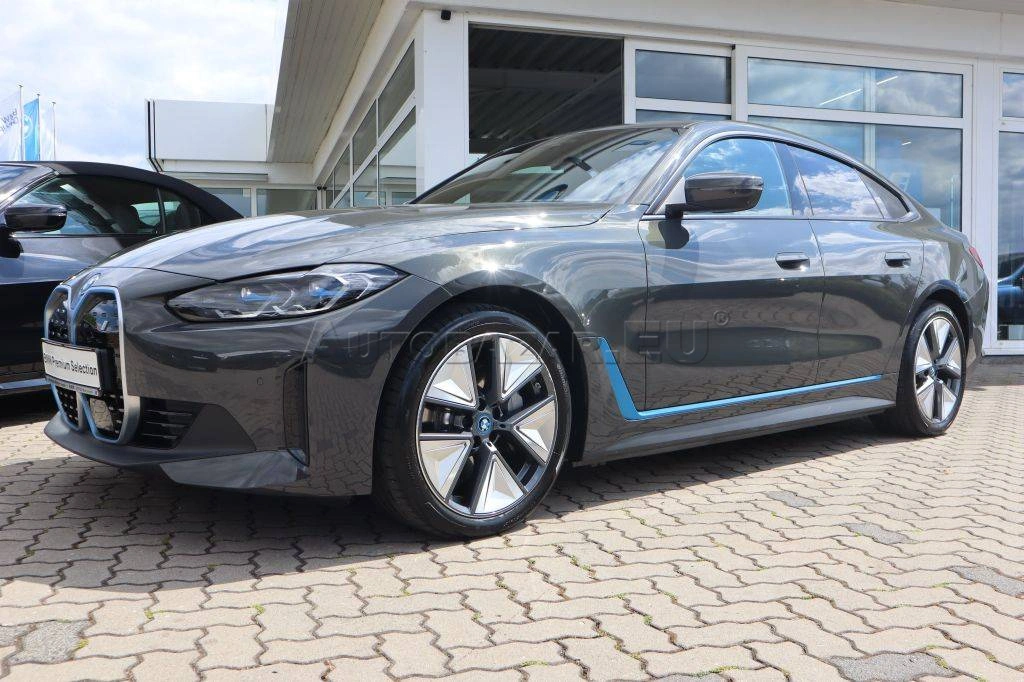 BMW i4 eDrive40