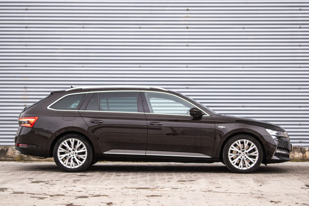 Škoda Superb Combi