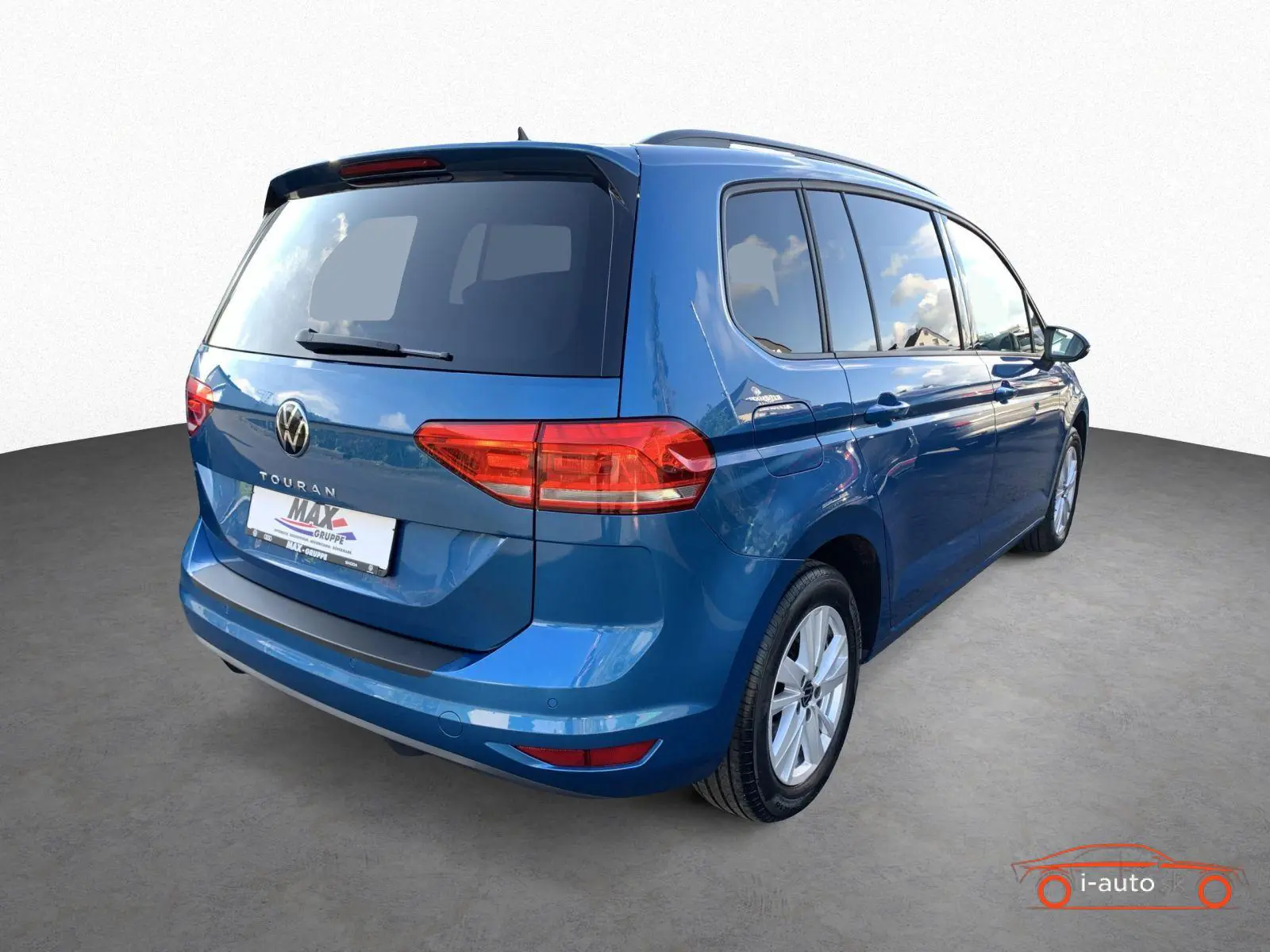 Volkswagen Touran 2023 na predaj – fotografia 3