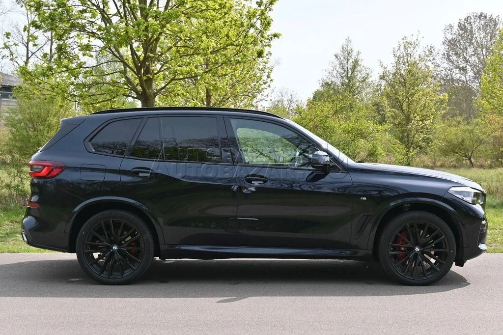 BMW X5 XDrive40i mHEV A/T