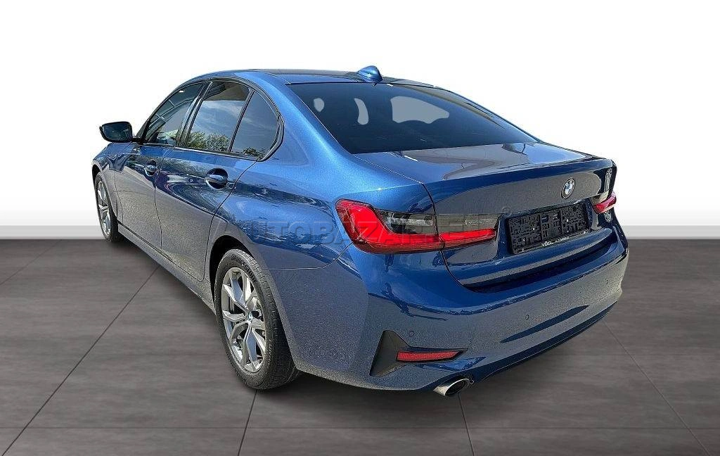 BMW Rad 3 330d mHEV A/T