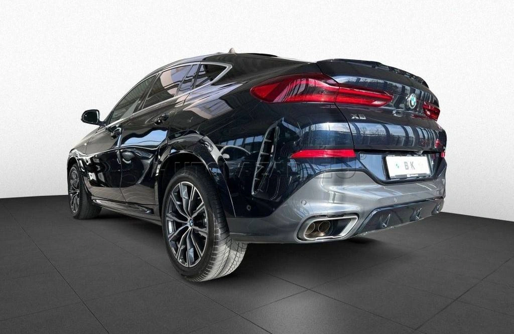 BMW X6 M50i A/T