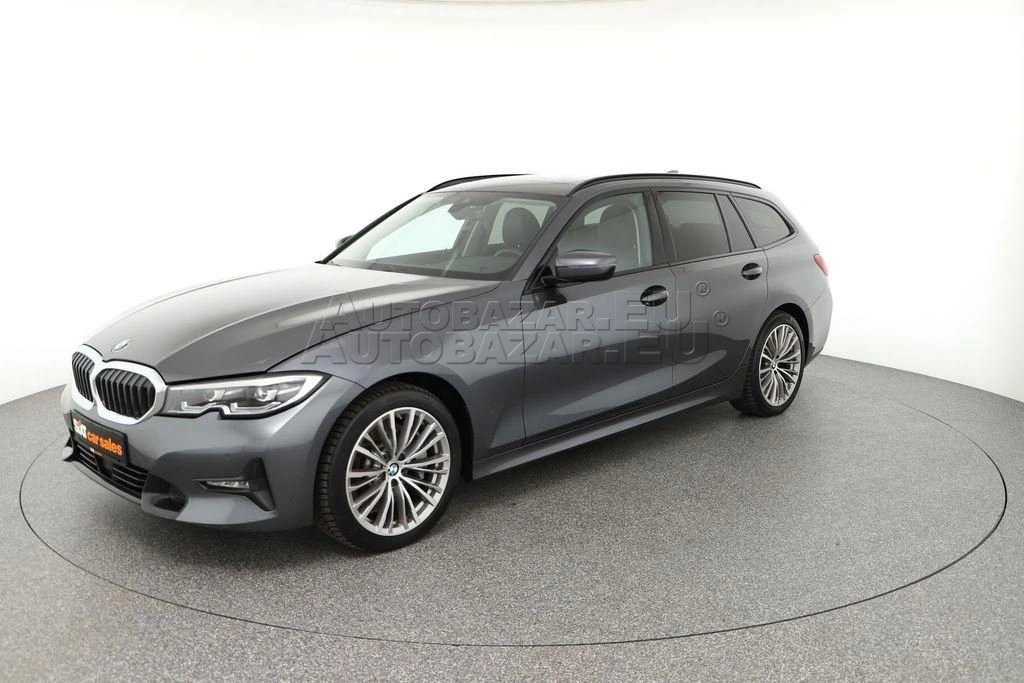 BMW rad 3 Touring 330d Touring mHEV A/T
