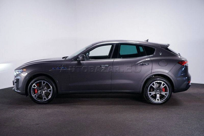 Maserati Levante MHEV GT A/T