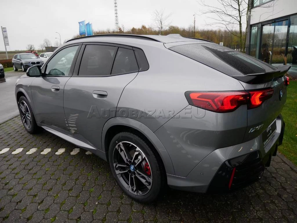 BMW iX2 30xDrive M Sport