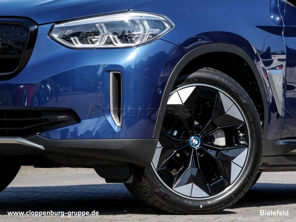 BMW iX3 A/T