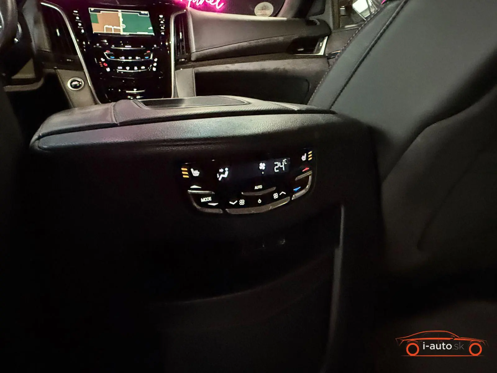 Cadillac Escalade 2018 na predaj – fotografia 44