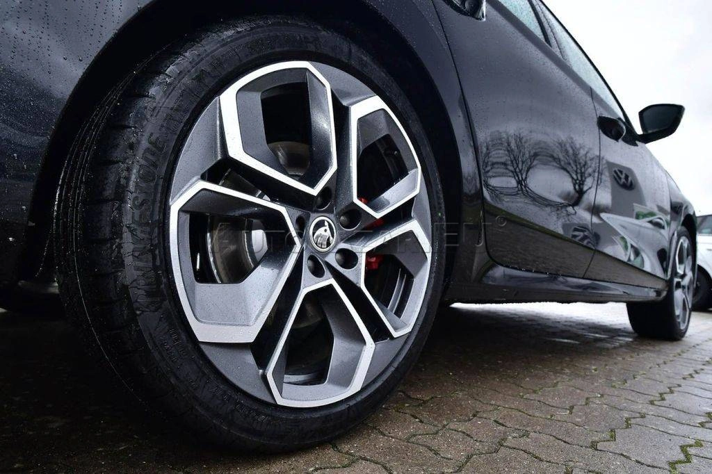 Škoda Octavia Combi 2.0 TSI RS DSG