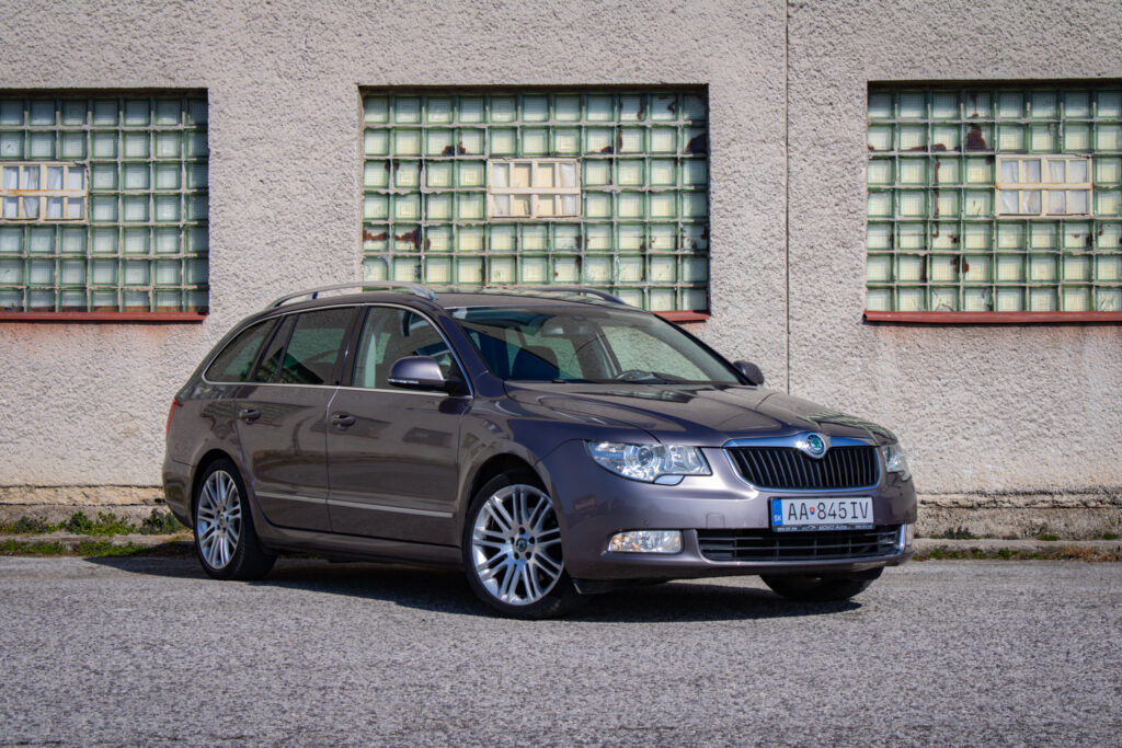 Škoda Superb Combi