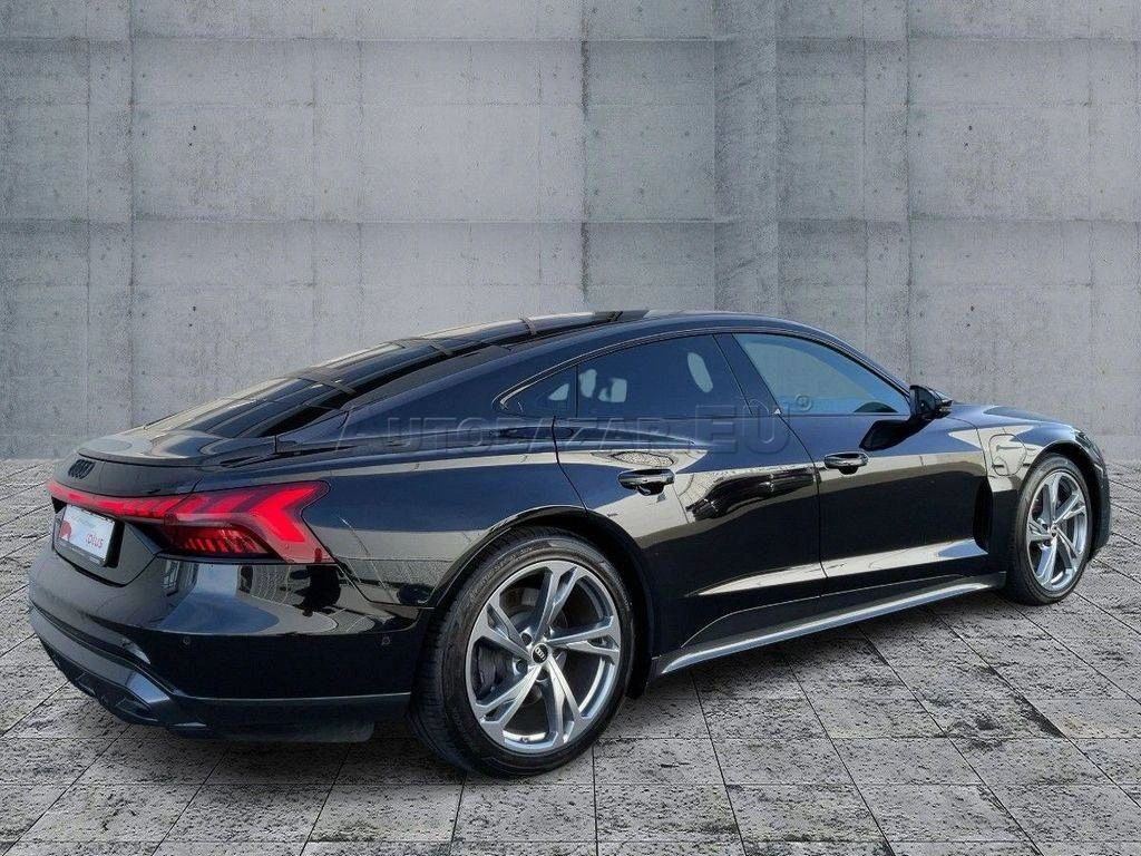 Audi E-tron GT quattro