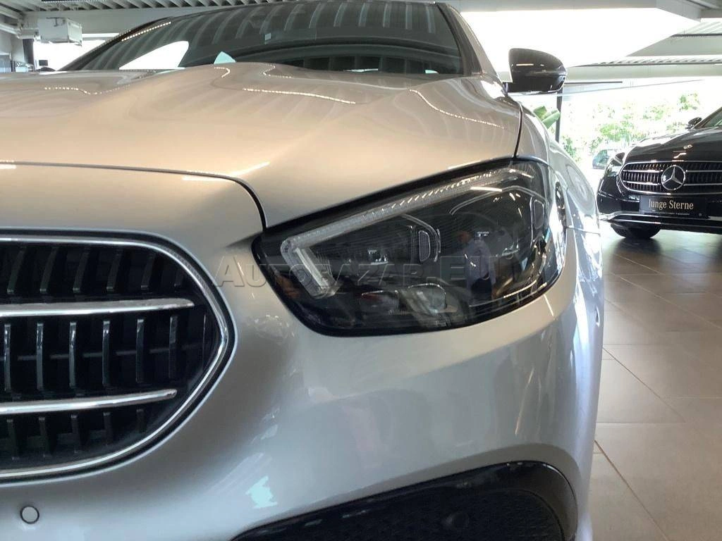 Mercedes-Benz E trieda Sedan 220 d A/T