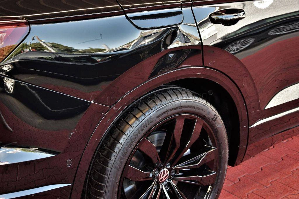 Volkswagen Touareg 3.0 V6 TSI R-Line 4Motion Tiptronic