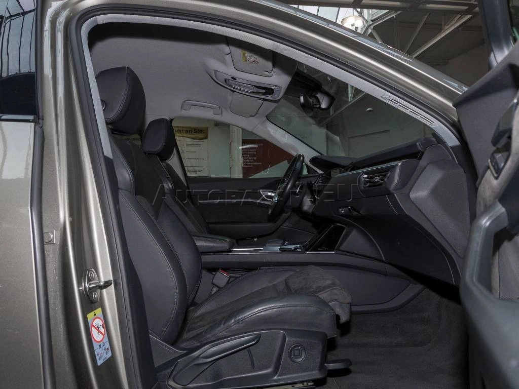 Audi E-tron 50 quattro S line