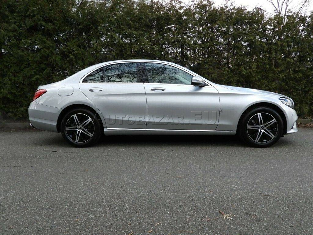 Mercedes-Benz C trieda Sedan 300 A/T