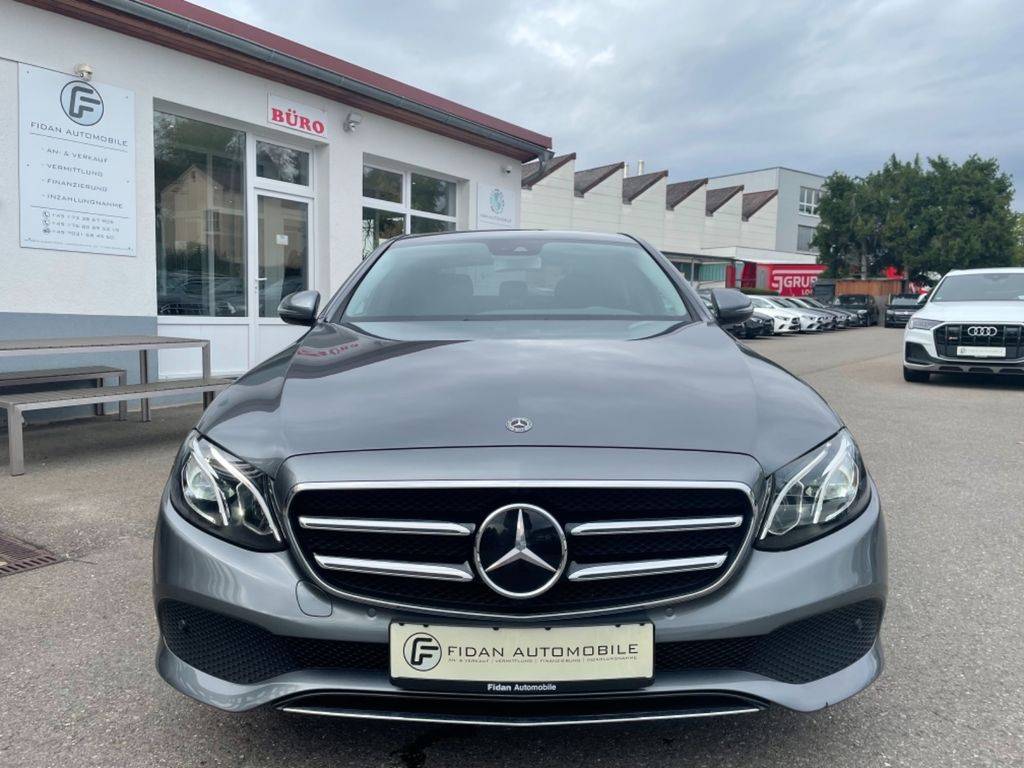 Mercedes-Benz E trieda Sedan 220 d A/T