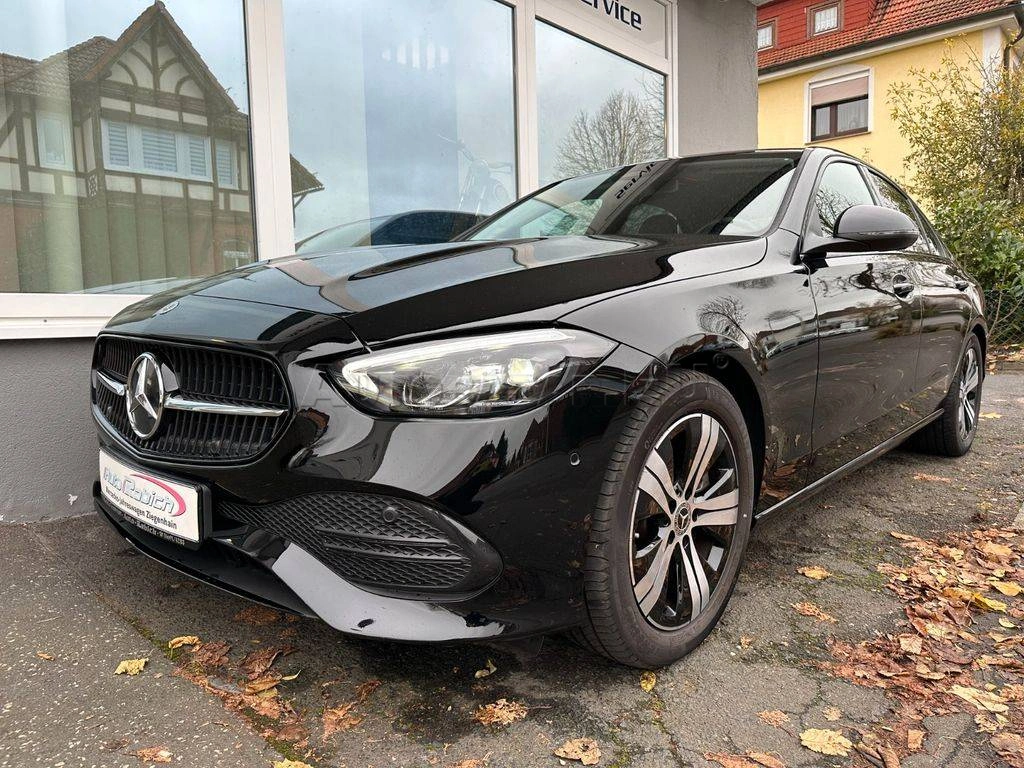 Mercedes-Benz C trieda Sedan 300 A/T