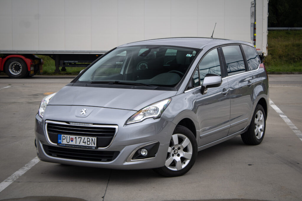Peugeot 5008
