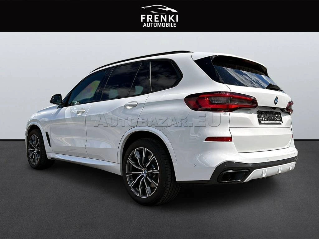 BMW X5 xDriveM50i A/T