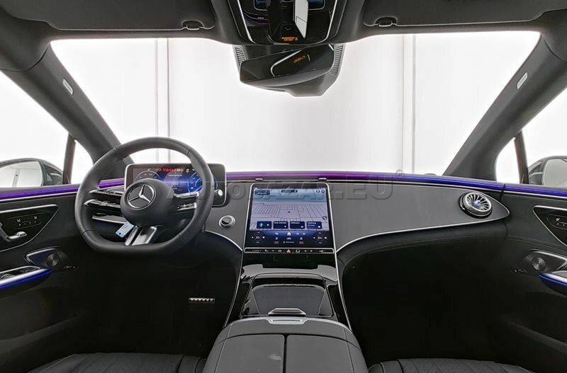 Mercedes-Benz EQE 300