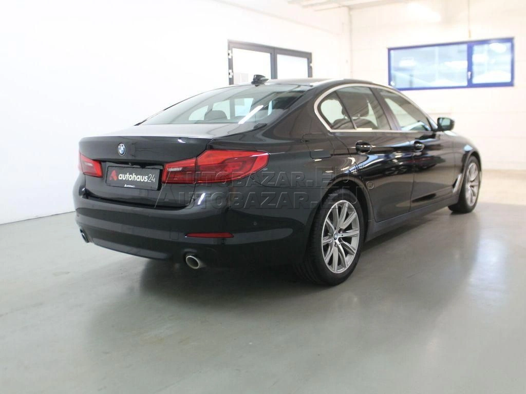 BMW rad 5 520i A/T