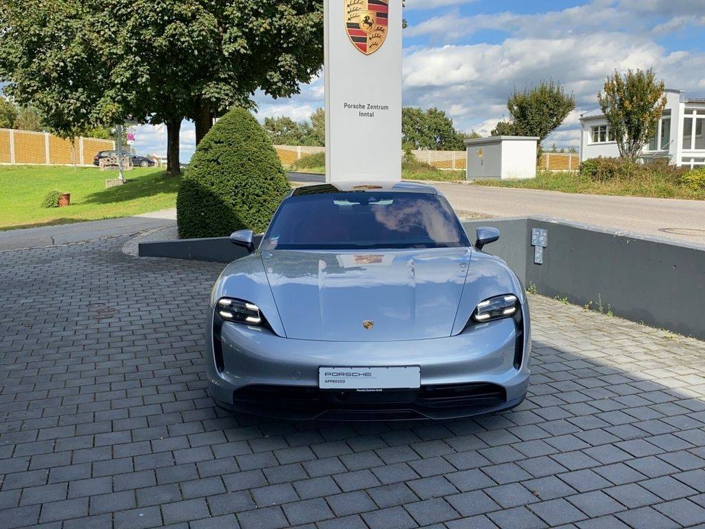 Porsche Taycan 4S