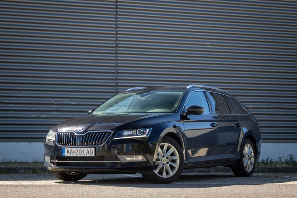 Škoda Superb Combi